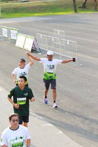 BIB: 1904, 2684
                            <button type="button" onclick="openModal(3553118)" class="btn btn-primary btn-sm float-right btn-popup" data-toggle="modal" data-target=".modal-high-quality">
                        <i class="fas fa-shopping-cart"></i> Add to Cart
                    </button>
                                            <button type="button" onclick="isThisMe(3553118, true)" class="btn btn-success btn-sm float-right btn-popup btn-isme hidden" data-toggle="tooltip" data-placement="bottom" title="นี่คือรูปของคุณใช่ไหม คลิกที่นี่เพื่อเอาเข้าอัลบั้ม">
                        <i class="fas fa-plus"></i> Add to album
                    </button>
                    <button type="button" onclick="isThisMe(3553118, false)" class="btn btn-warning btn-sm float-right btn-popup btn-isnotme hidden">
                        <i class="fas fa-ban"></i> Remove from album
                    </button>